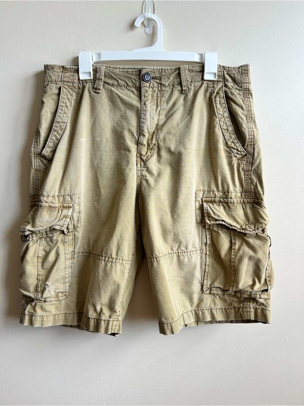 American Eagle Outfitters Mens Vintage Grunge Khaki Cargo Longboard Shorts 33